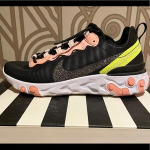 Nike Women’s Size 8 React Element